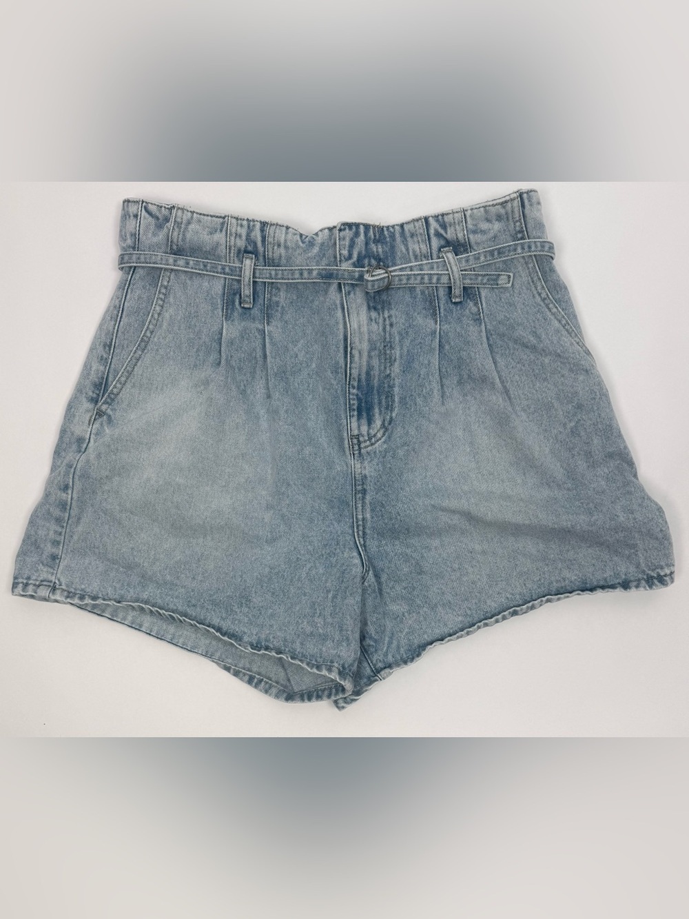 BlankNYC Pay Back Shorts Womens 31 High Rise Pleated Denim Self Belt Blue - Picture 3 of 6